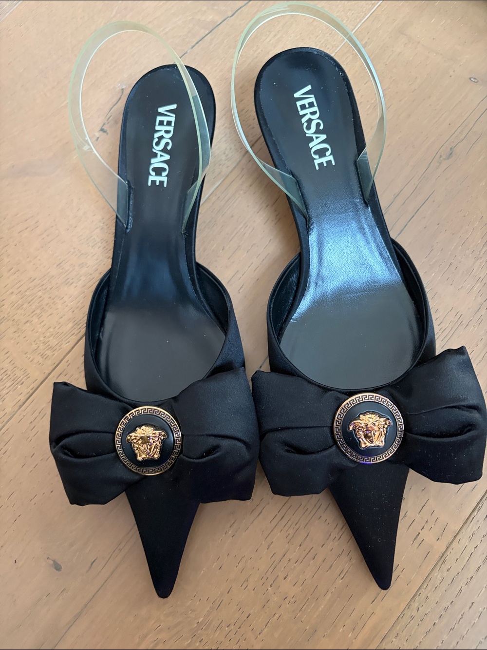 Versace Gianni Ribbon slingback